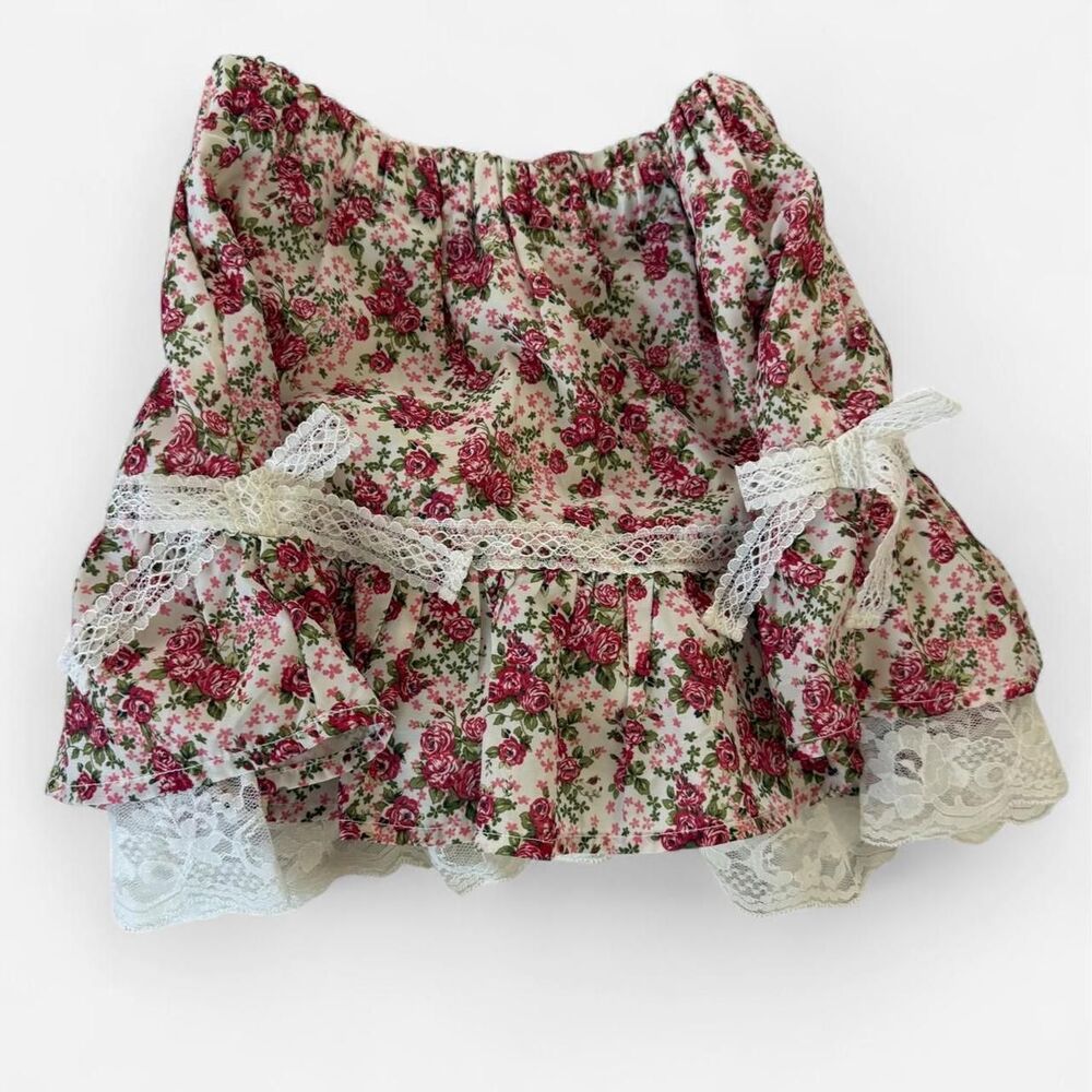 Ruffled floral skirt (sukapan skirt) with lace bows and undershorts